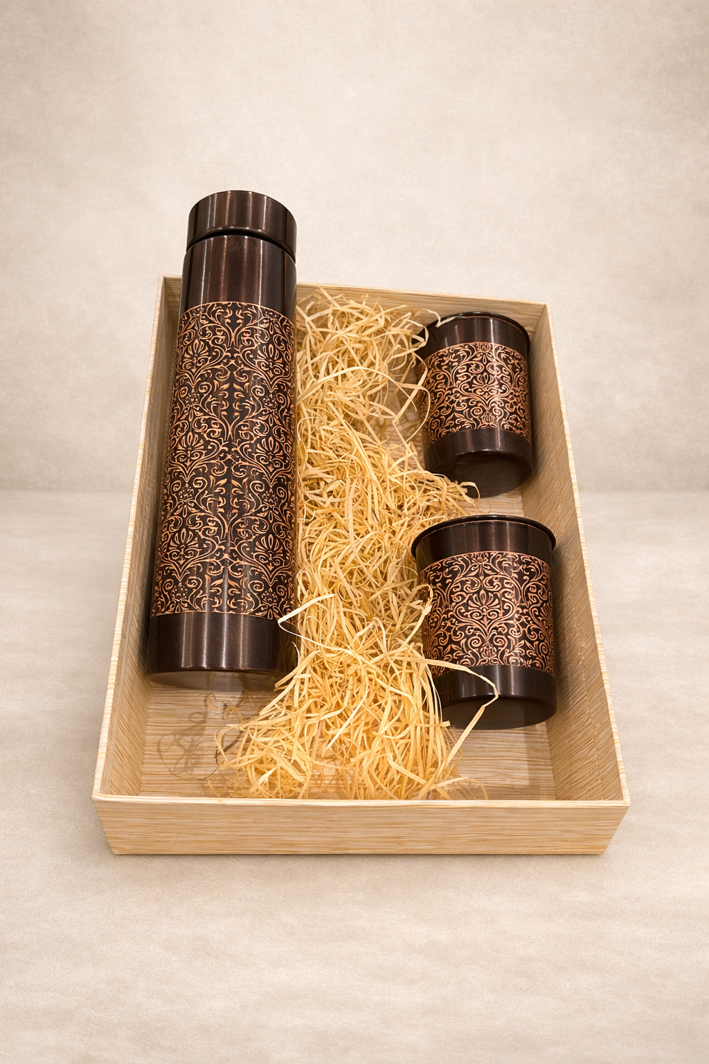 Luxury Engraved Antique Copper Water Bottle Set – Premium Gift Set (950ml)