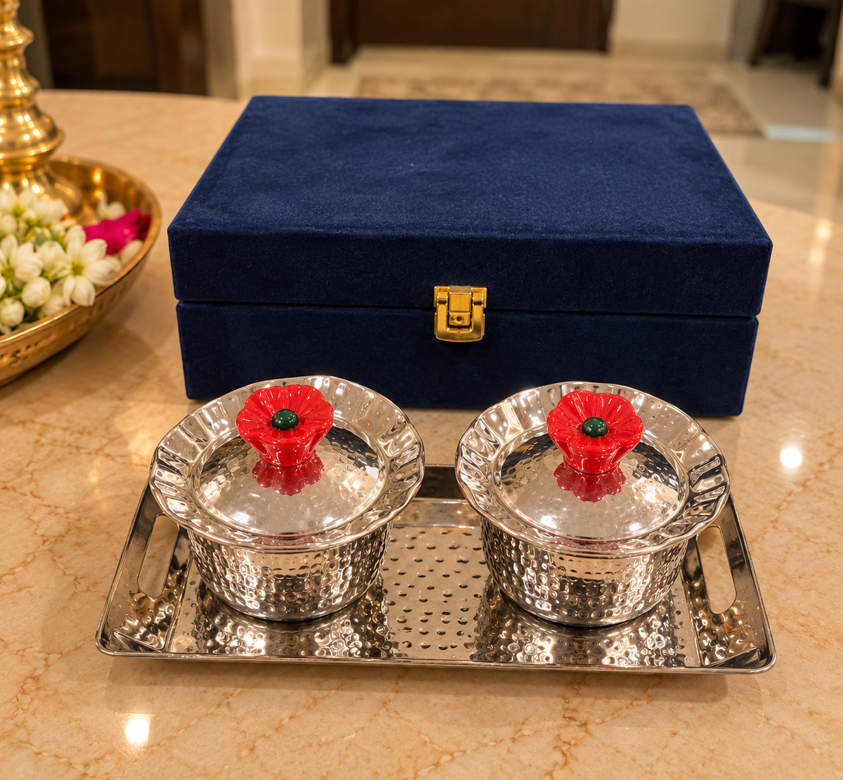 Premium Silver-Plated Hammered Bowl Set with Decorative Lids, Serving Tray & Velvet Gift Box
