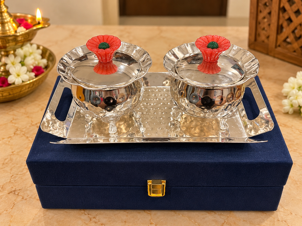 Premium Silver-Plated Hammered Bowl Set with Decorative Lids, Serving Tray & Velvet Gift Box