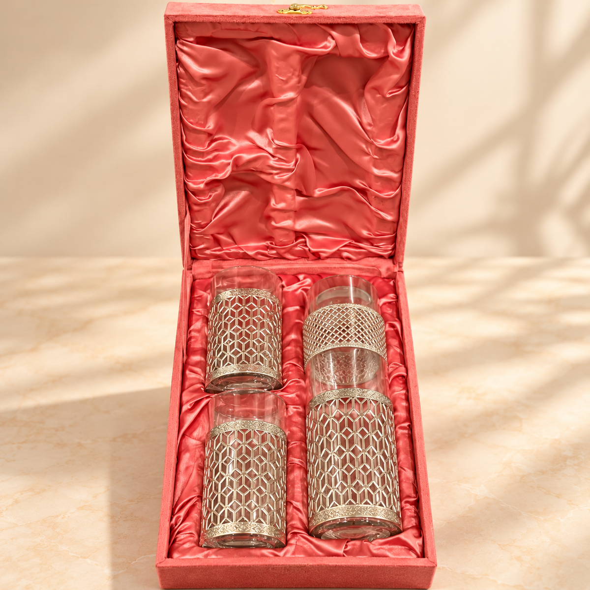 Decorative Glass Gift Set with 2 Glasses